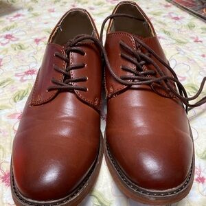 Deer Stags Kid’s Brown Oxfords. Size 4M